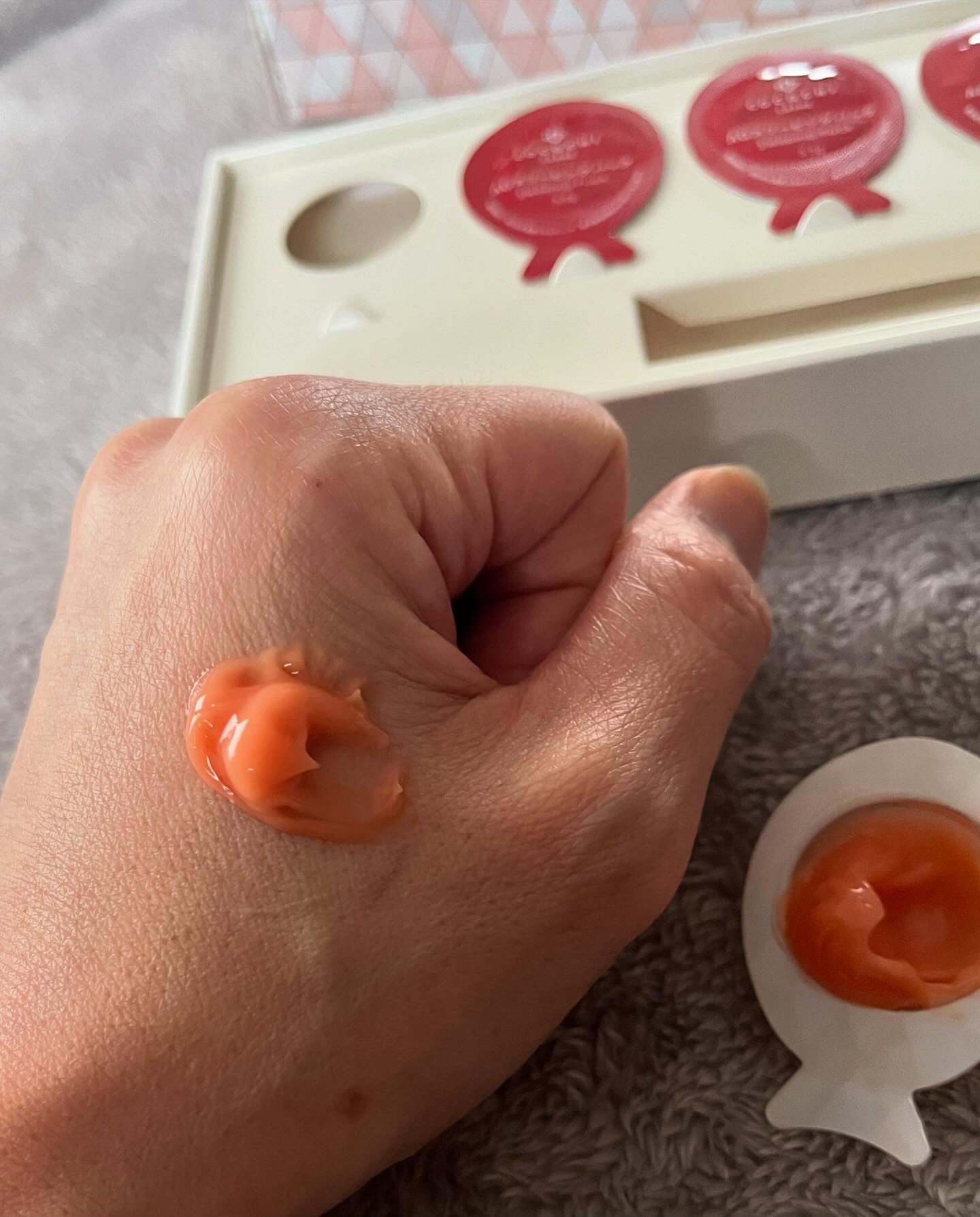 ココチ AG スリーピングパック N/COCOCHI/フェイスクリームを使ったクチコミ（3枚目）