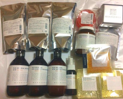 MARKS&WEB アルミソープケースのクチコミ「あけましておめでとうございます🌅⛩🎍
福袋は、マークス&ウェブ5000、オルビス、スリーコイン.....」(1枚目)