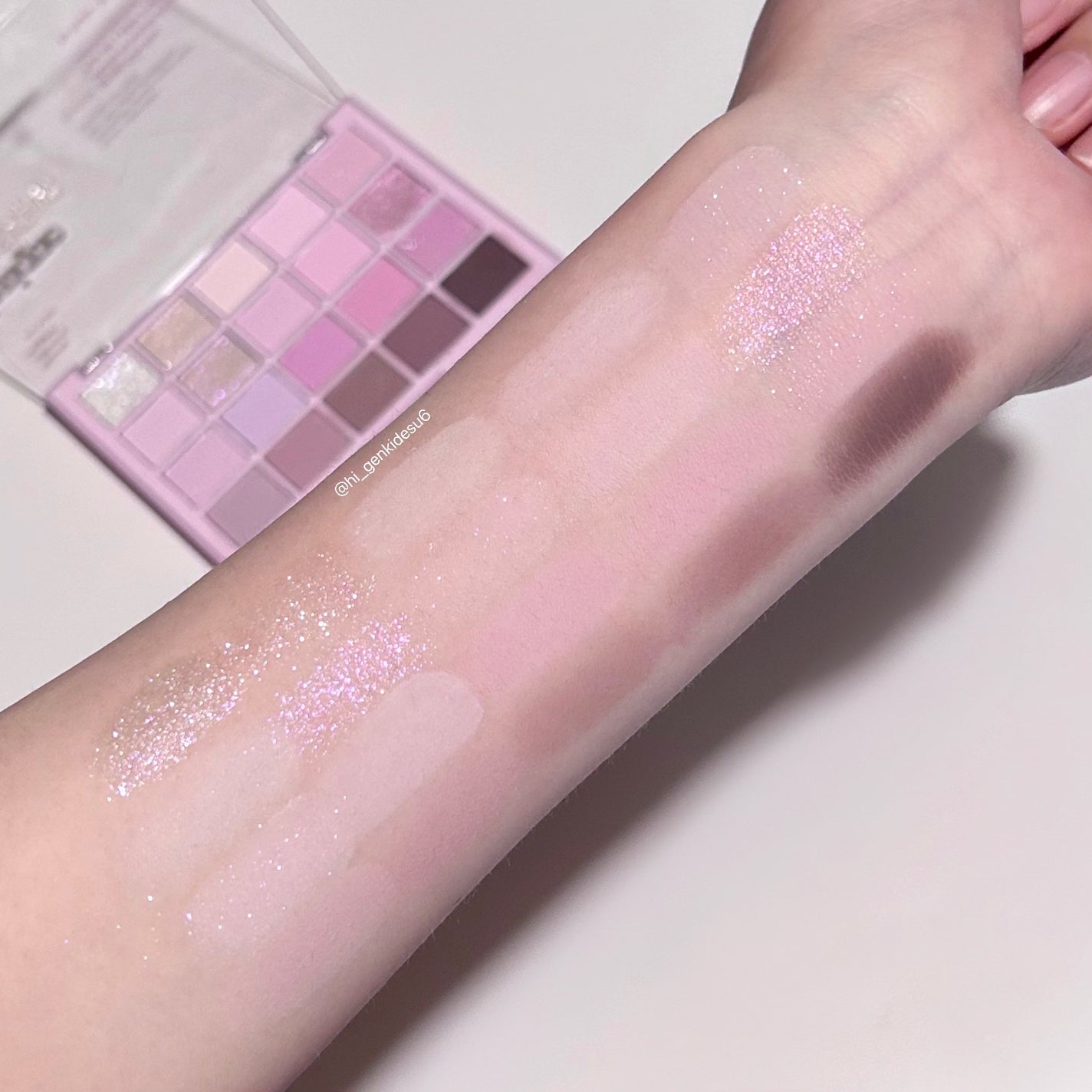 ソフトブラーリングアイパレット/wakemake/アイシャドウパレットを使ったクチコミ(6枚目)