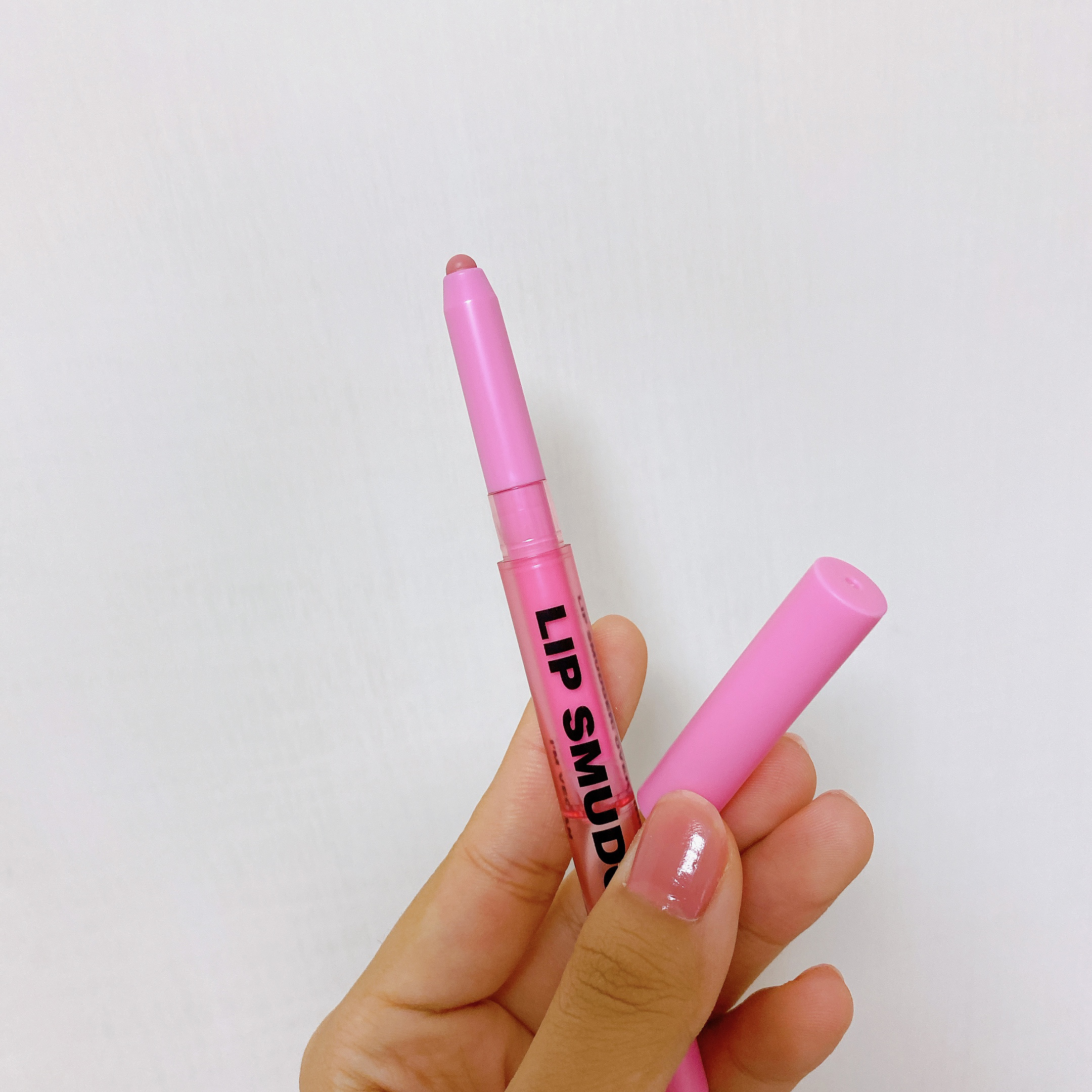 リップスマッジャー 05 モモミルク/AMUSE/リップライナーを使ったクチコミ（1枚目）