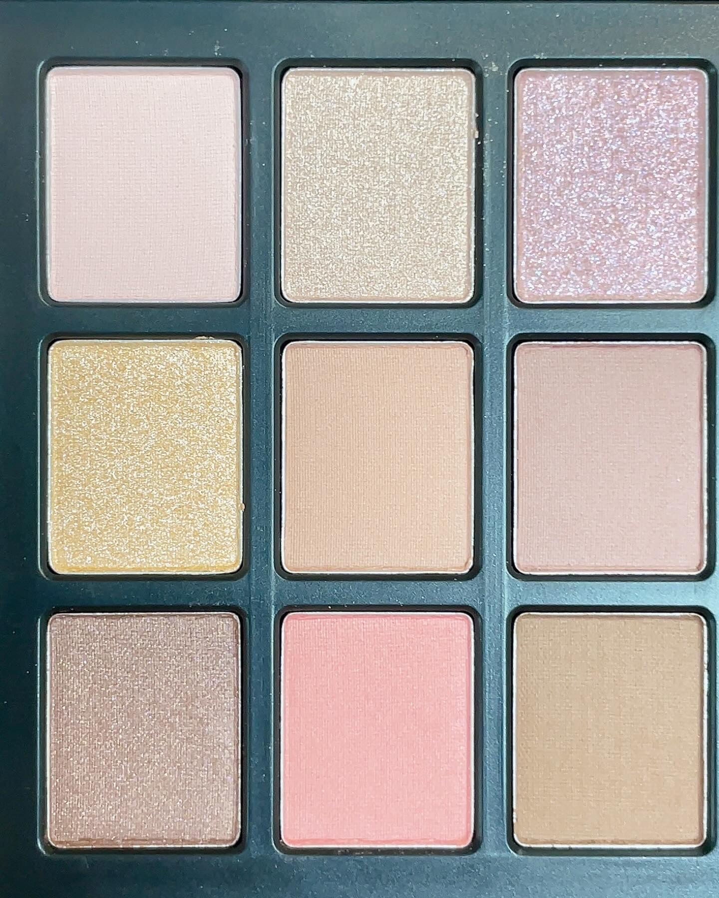 エトワルローズ 9色アイシャドウ 06 ミラージュ/Étoile Rose/アイシャドウパレットを使ったクチコミ（2枚目）