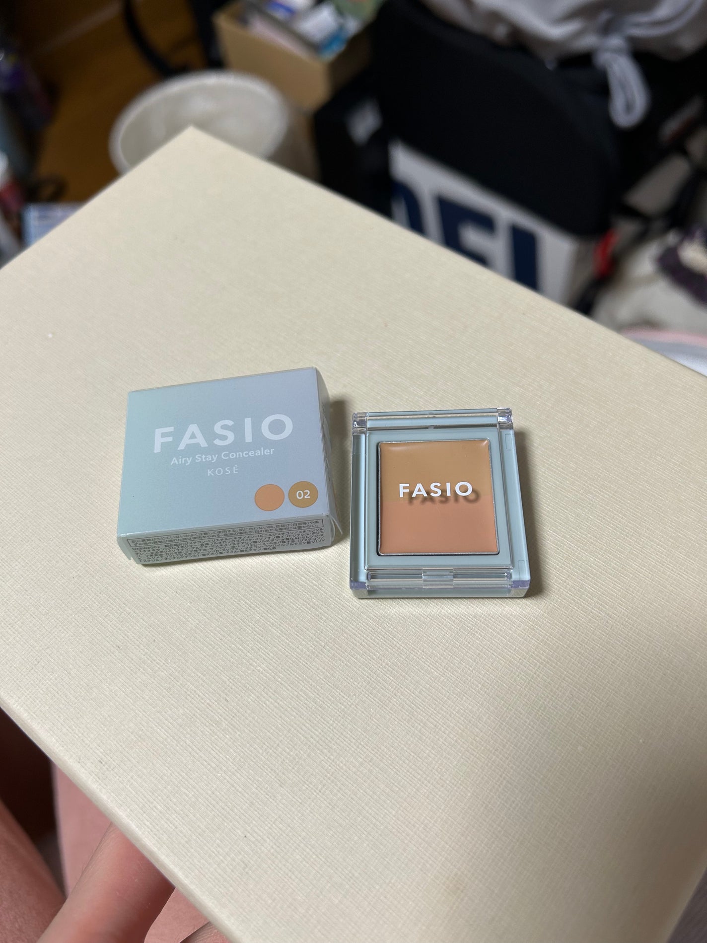 エアリーステイ コンシーラー/FASIO/パレットコンシーラーを使ったクチコミ(3枚目)