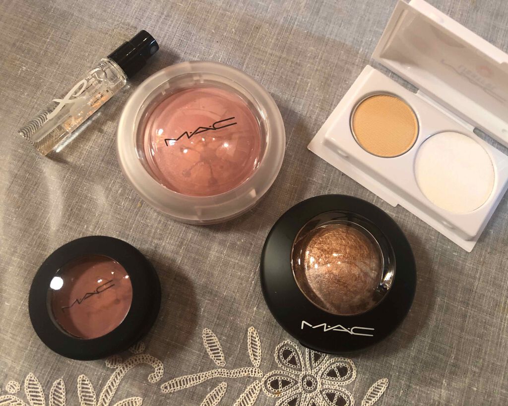 パウダー キス アイシャドウ/M・A・C/単色アイシャドウを使ったクチコミ（2枚目）