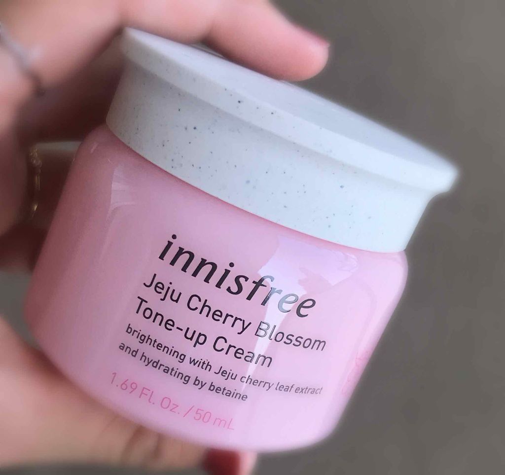 チェジュ チェリーブロッサム トーンアップクリーム/innisfree/化粧下地を使ったクチコミ（2枚目）