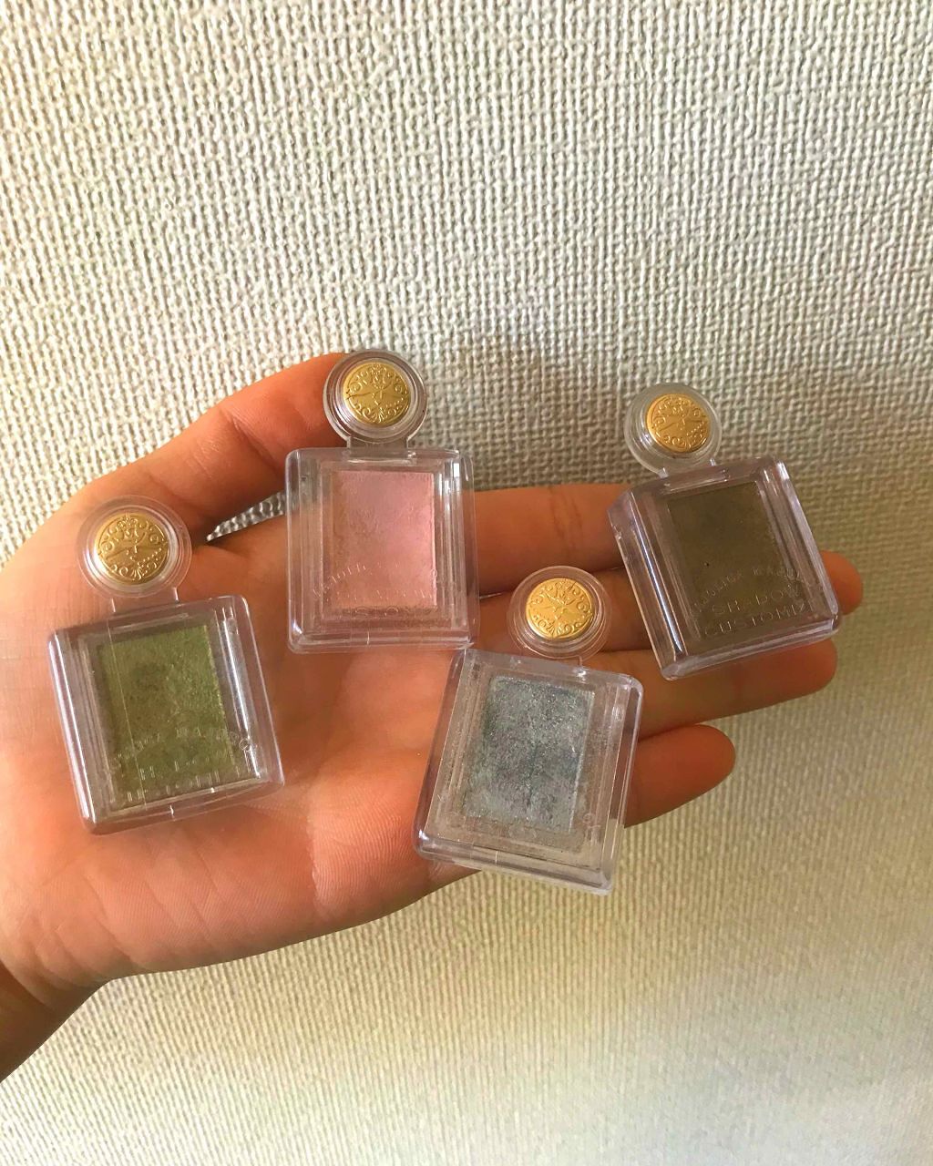 シャドーカスタマイズ/MAJOLICA MAJORCA/単色アイシャドウを使ったクチコミ(1枚目)