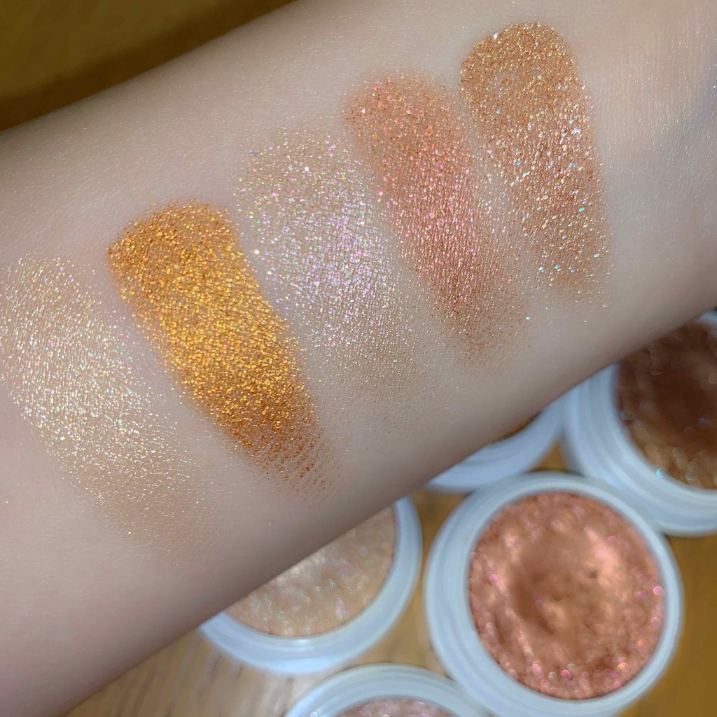 Super Shock Shadow/ColourPop/単色アイシャドウを使ったクチコミ（3枚目）