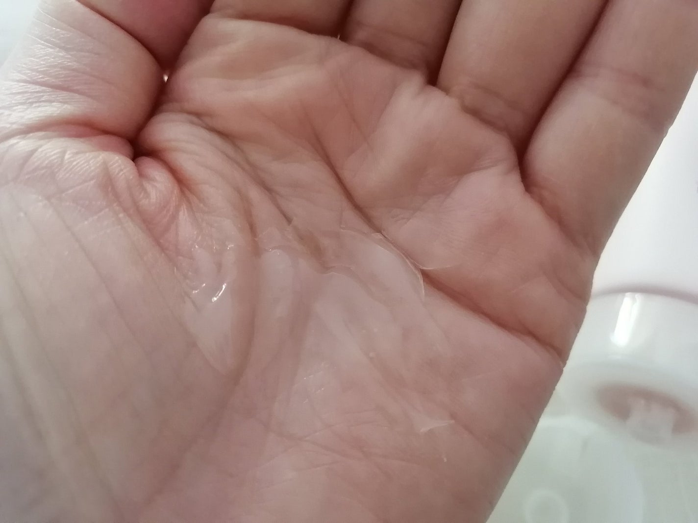 * a y a * on LIPS 「6/15に発売されるアンテリージェEXメルティングバームWクレ..」(4枚目)