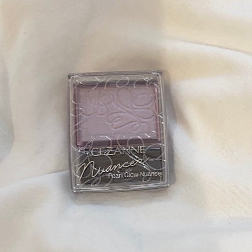 パールグロウニュアンサー/CEZANNE/パウダーハイライトを使ったクチコミ(1枚目)