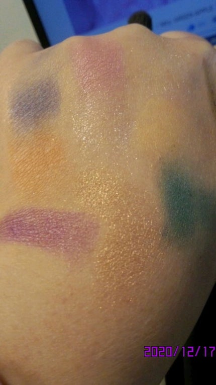 UR GLAM BLOOMING EYE COLOR PALETTE/U R GLAM/アイシャドウパレットを使ったクチコミ(2枚目)