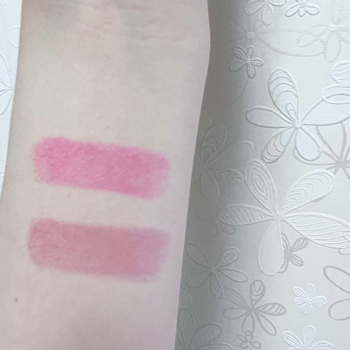 デューバーム/AMUSE/口紅・グロス・リップライナー・リップケアを使ったクチコミ(4枚目)