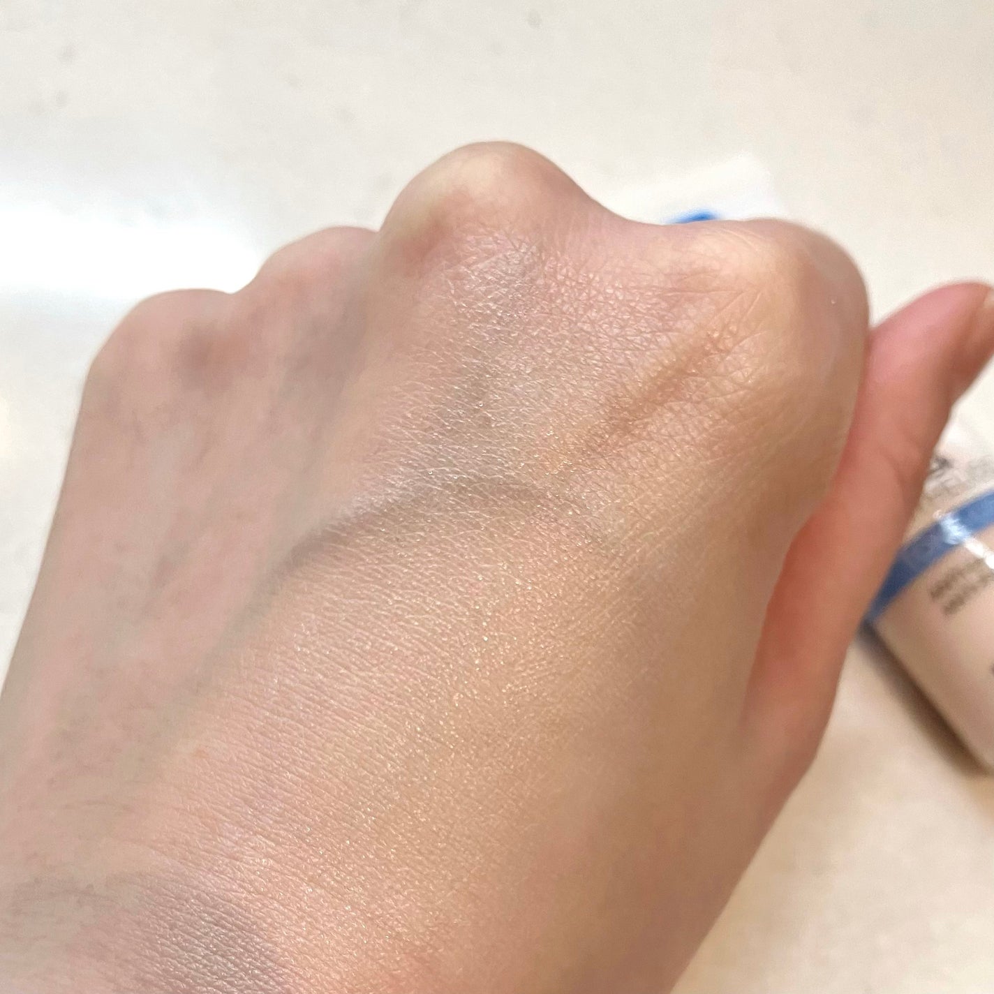 UVイデア XL プロテクショントーンアップ ローズ/ラ ロッシュ ポゼ/日焼け止めクリームを使ったクチコミ(4枚目)