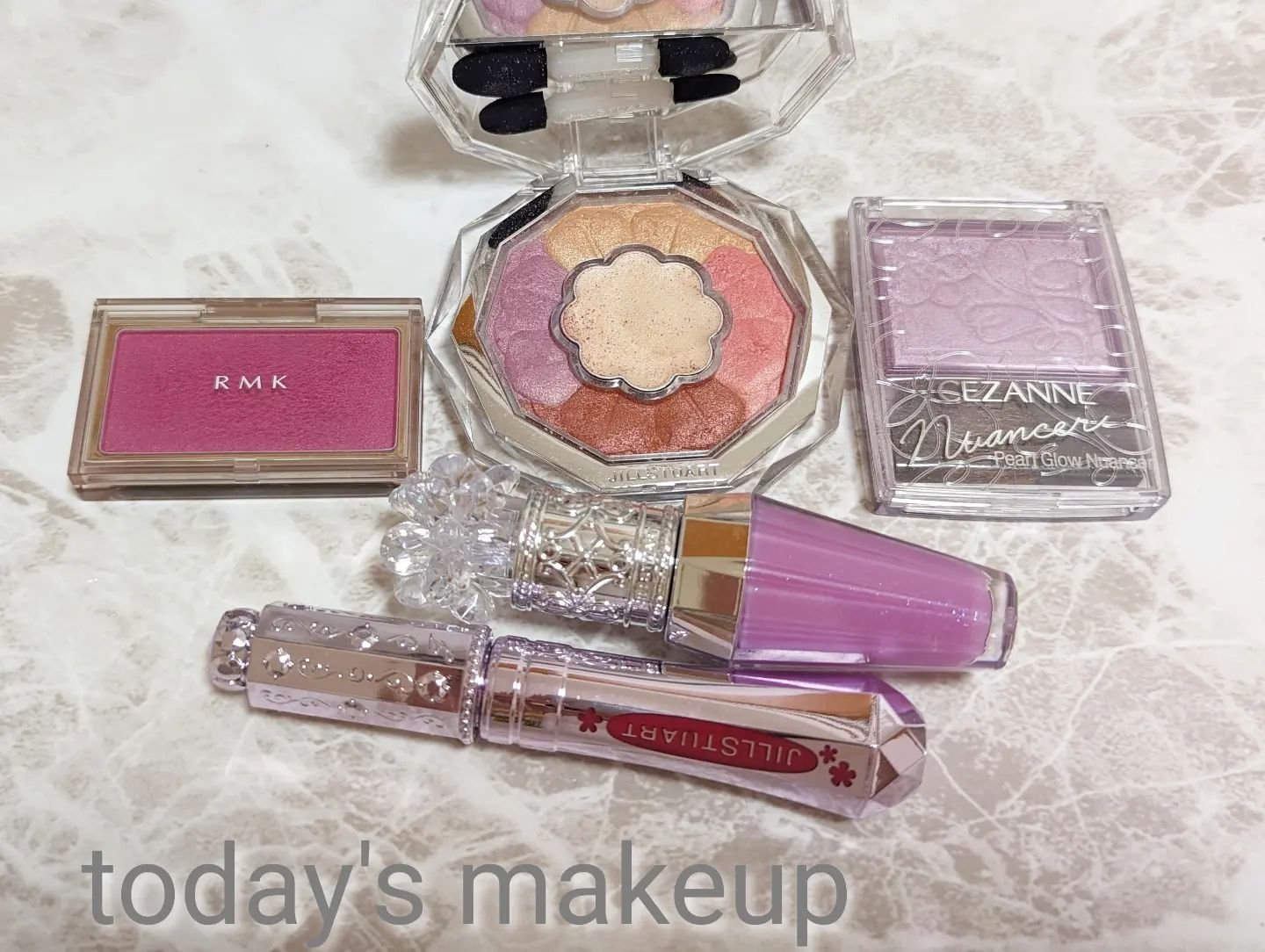 ジルスチュアート　クリスタルブルーム　リップブーケ セラム/JILL STUART/リッププランパーを使ったクチコミ（1枚目）