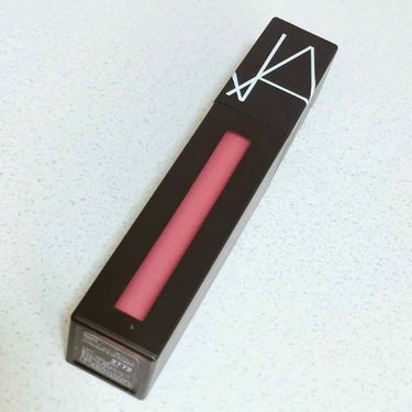 #NARS#パワーマットリップピグメント 2772

こちらのリップはコンシーラーと一緒に購入したもの
です。鈴木えみさんが付けていたり、AKBの指原さんが
Twitterに載せていたりしたのを見て、ず