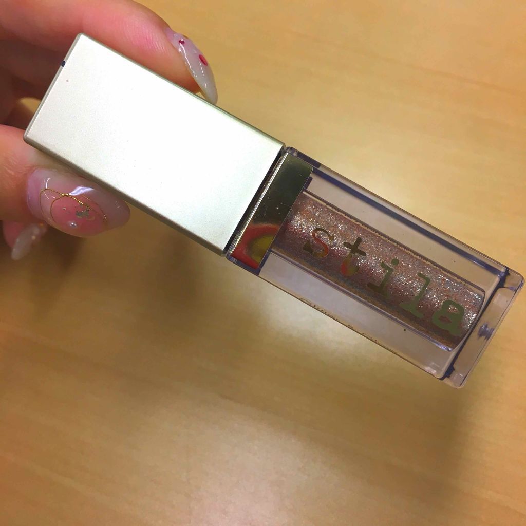 グリッター&グロウ リキッドアイシャドウ/stila/グリッターを使ったクチコミ（1枚目）