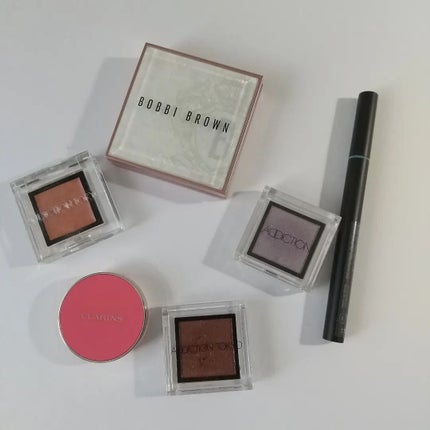 ハイライティング パウダー L44 ペタルグロウ / BOBBI BROWN ハイライティング パウダー L44 ペタルグロウ / BOBBI BROWN