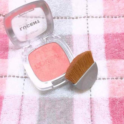 ルーセントマジック パウダーブラッシュ/ロレアル パリ/パウダーチークを使ったクチコミ(1枚目)