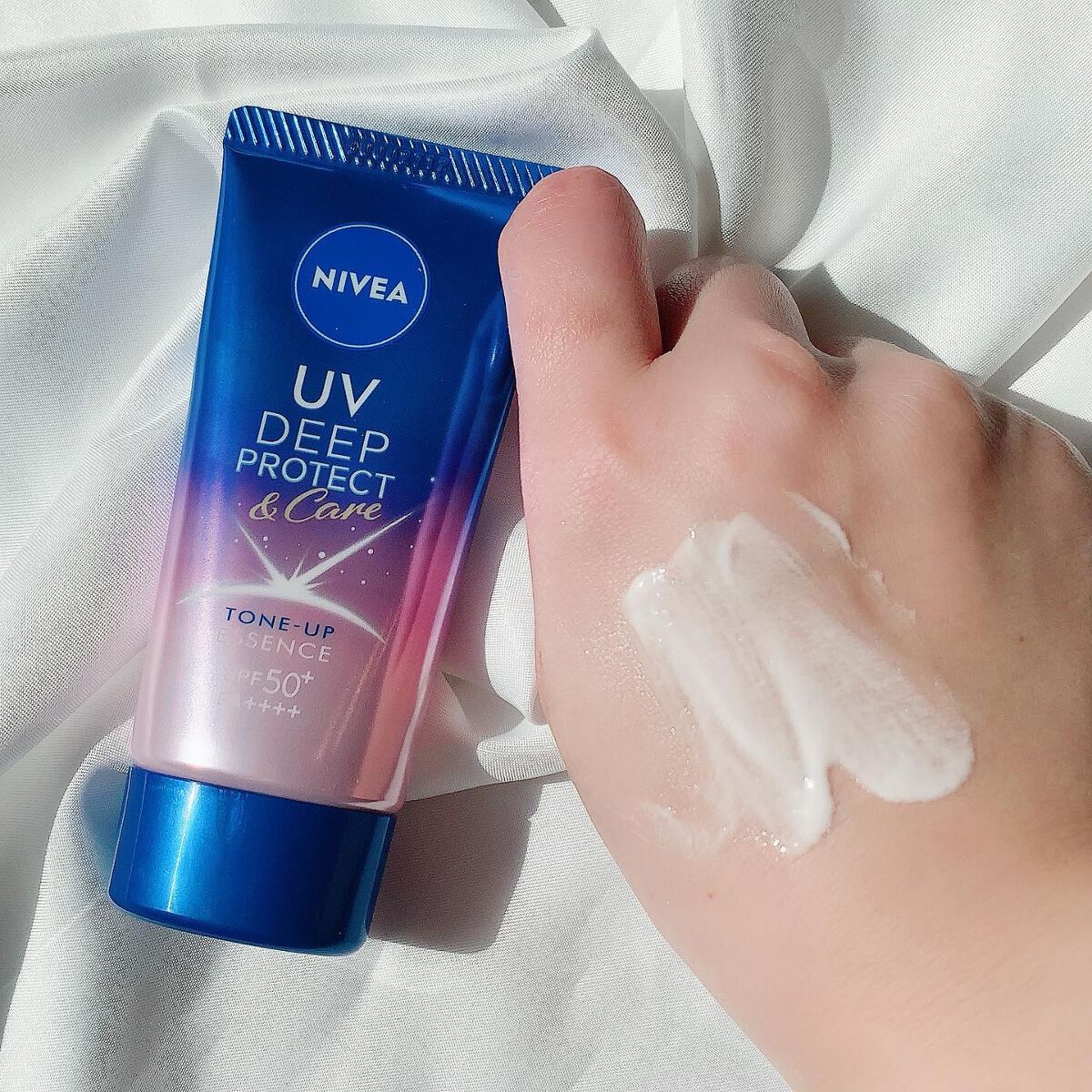 ニベアUV ディープ プロテクト＆ケア エッセンス/ニベア/日焼け止めローションを使ったクチコミ（1枚目）