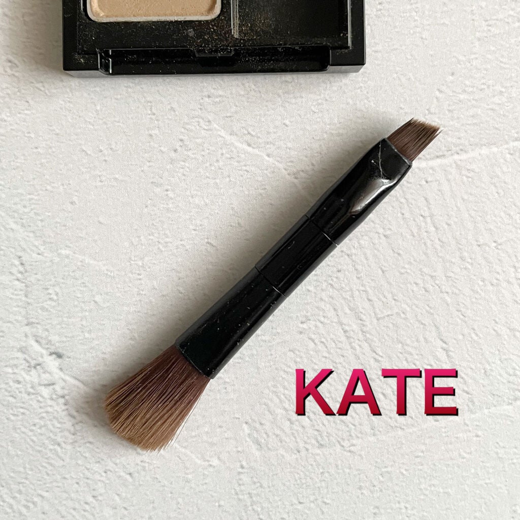 ケイト デザイニングアイブロウ3D/KATE/パウダーアイブロウを使ったクチコミ(3枚目)