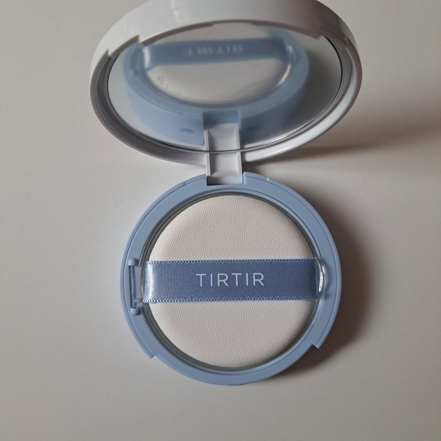 マスクフィットUVクールプレストパウダー/TIRTIR(ティルティル)/プレストパウダーを使ったクチコミ(2枚目)