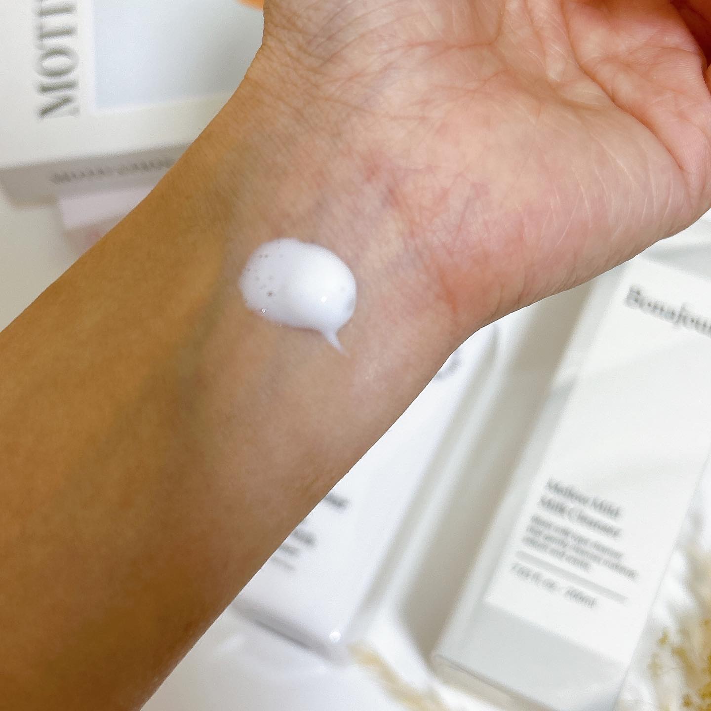 メロウマイルドミルククレンザー/Bonajour/ミルククレンジングを使ったクチコミ（3枚目）