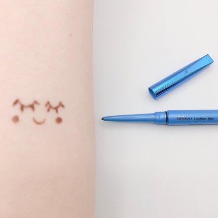 「密着アイライナー」極細クリームペンシル/デジャヴュ/ペンシルアイライナーを使ったクチコミ(3枚目)