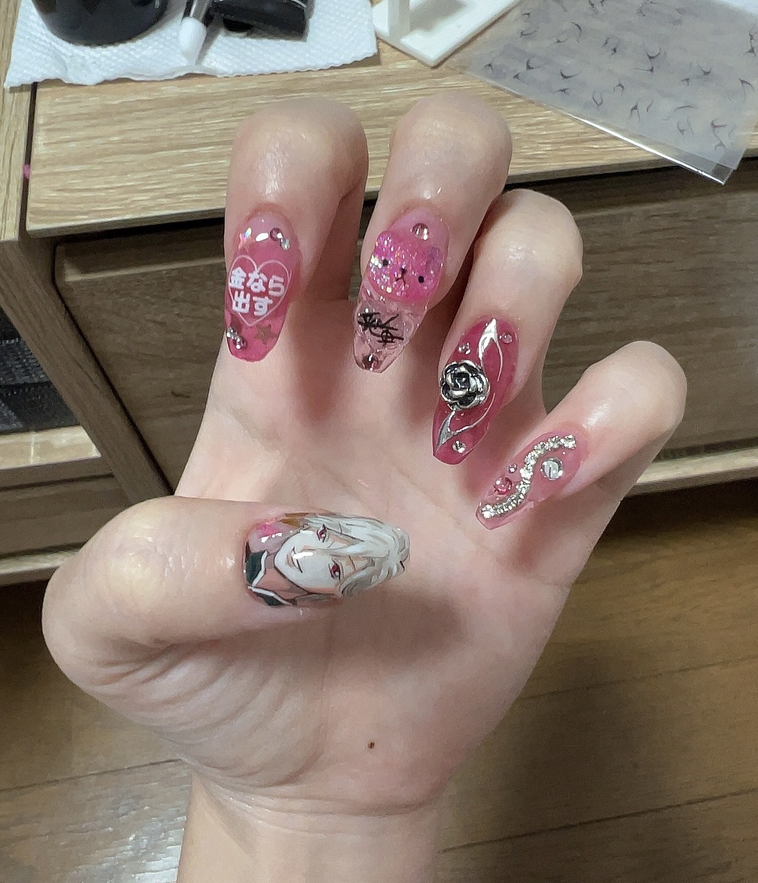 #ネイル,#痛ネイル,#セルフネイルのネイルデザイン