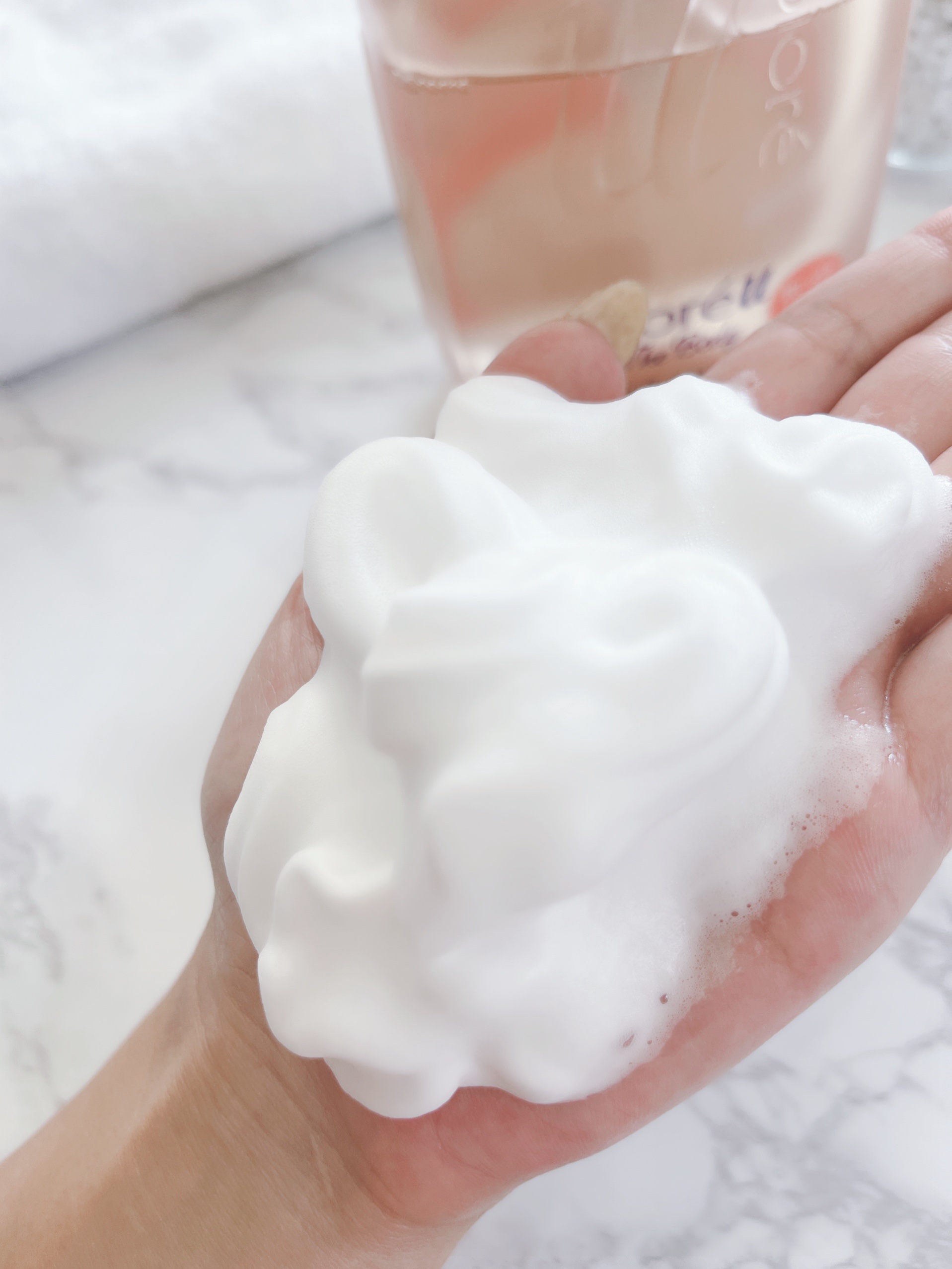 ビオレu ザ ボディ 泡タイプ モイスチャースムース/ビオレu/ボディソープを使ったクチコミ（2枚目）