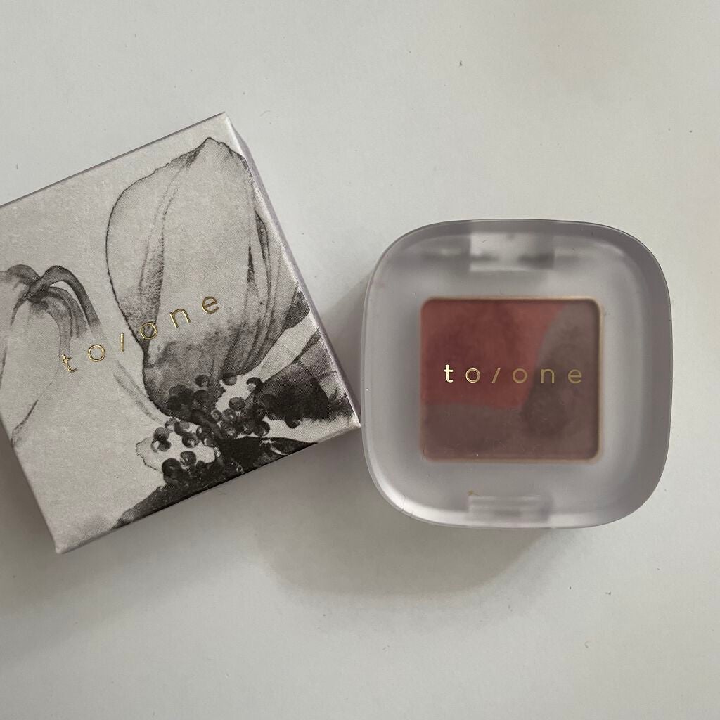 muk on LIPS 「to/oneペダルフロートアイシャドウ💠02スウィートメープル..」(2枚目)