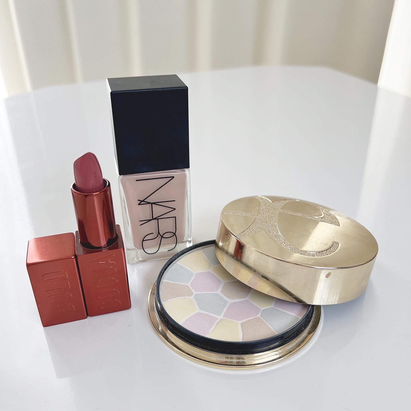 ココア ボールド リップスティック ミルクシェイク/Too Faced/口紅を使ったクチコミ（2枚目）