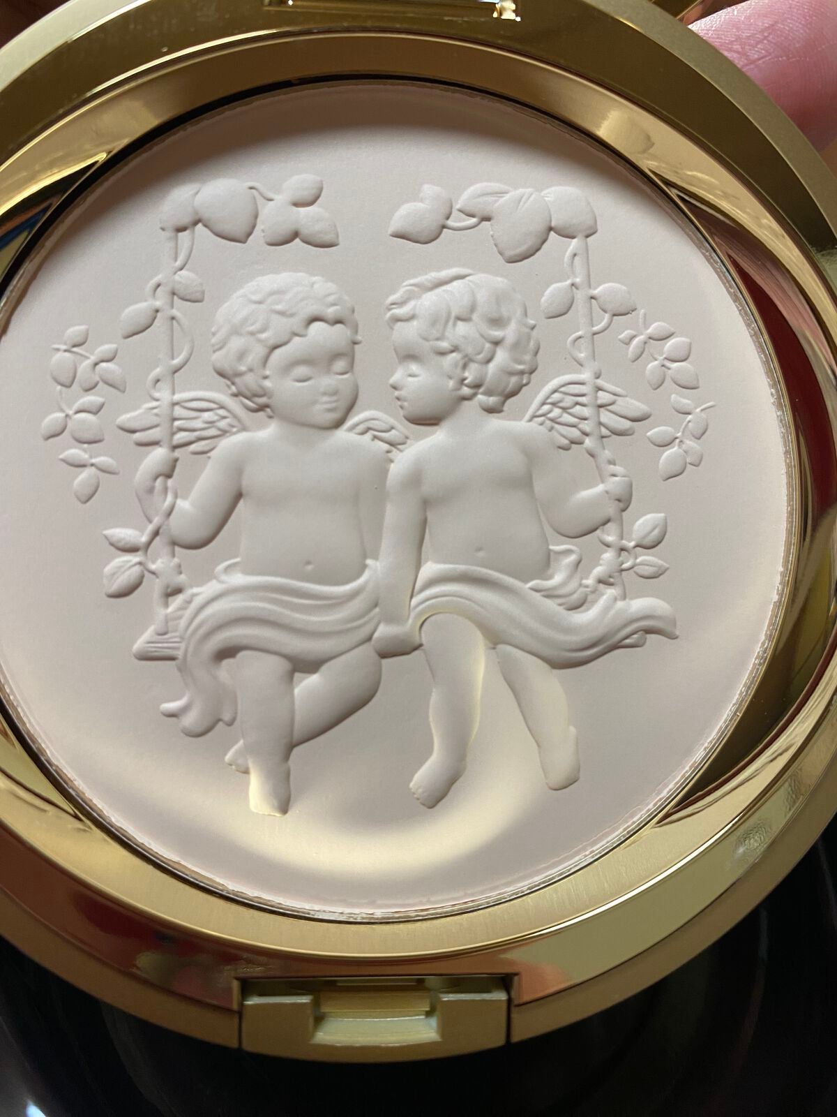 フェースアップパウダー2023/ミラノコレクション/プレストパウダーを使ったクチコミ(2枚目)