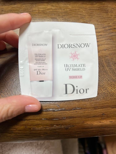 【旧】スノー UVシールド トーンアップ 50+/Dior/日焼け止め・UVケアを使ったクチコミ（1枚目）