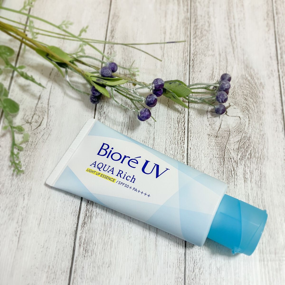 ⁑【5個セット】ビオレUVアクアリッチライトアップエッセンス 日焼け止め 5個セット】ビオレUVアクアリッチライトアップエッセンス 日焼け