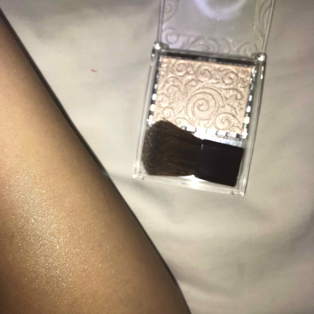 パールグロウハイライト/CEZANNE/パウダーハイライトを使ったクチコミ(2枚目)