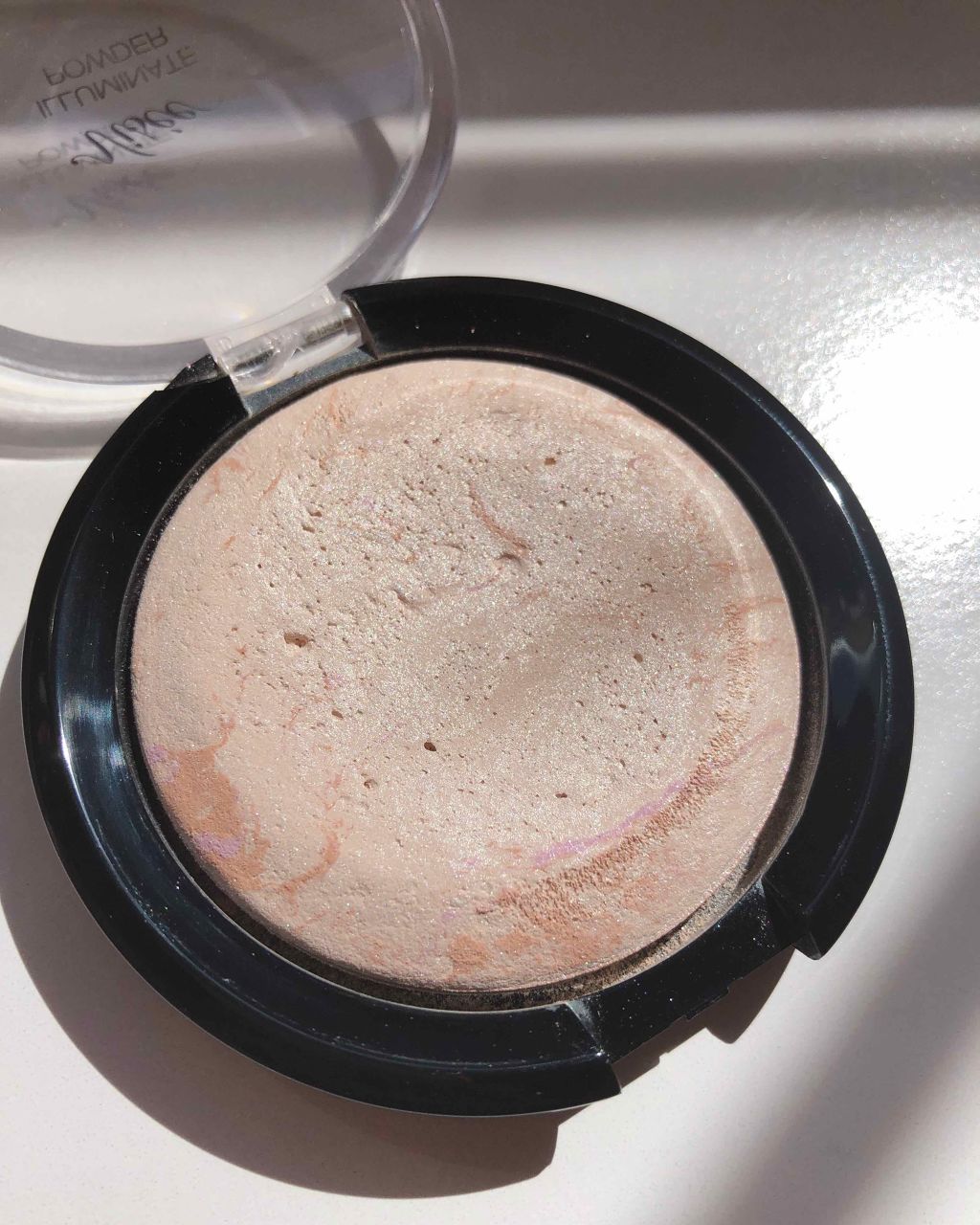 リシェ イルミネート パウダー/Visée/プレストパウダーを使ったクチコミ（2枚目）