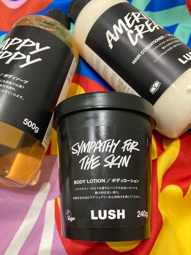 ラッシュ 肌の愛情のクチコミ「こんにちは❤︎はみぃです❤︎

プレゼントで貰った
LUSHのボディークリーム
「肌の愛情」静.....」（3枚目）