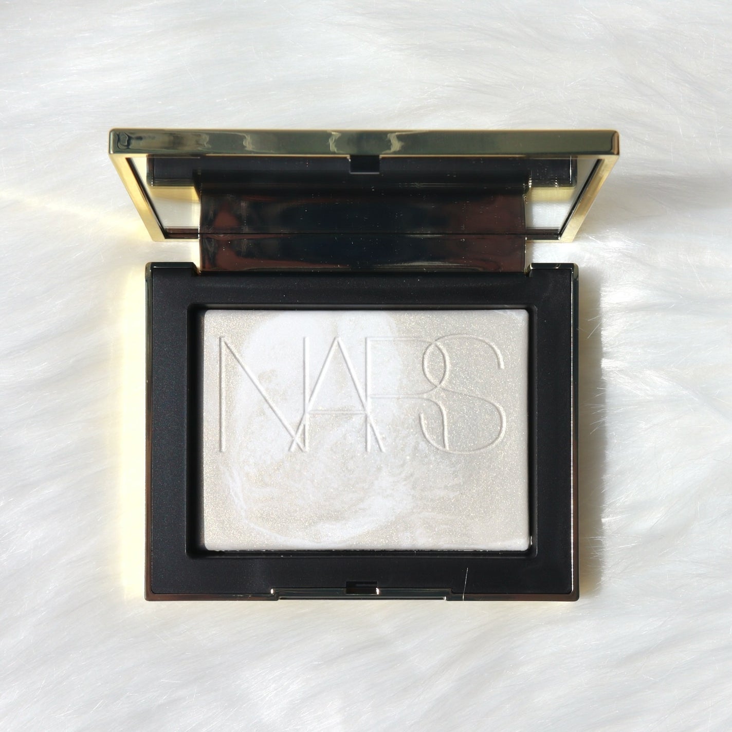 ライトリフレクティング プリズマティックパウダー/NARS/プレストパウダーを使ったクチコミ(1枚目)