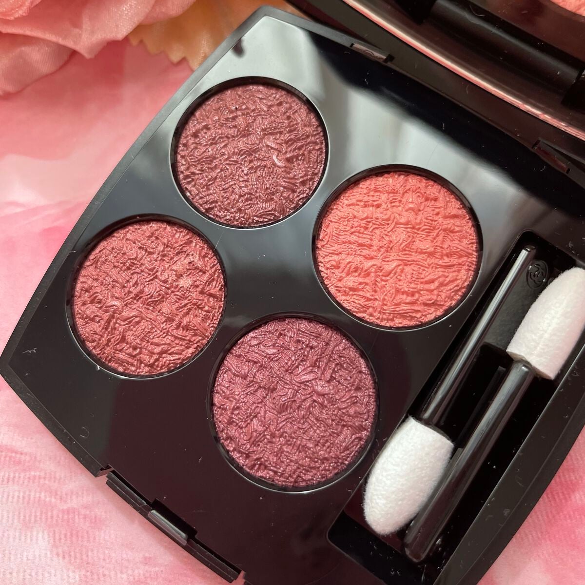 レ キャトル オンブル ツイード/CHANEL/アイシャドウパレットを使ったクチコミ(3枚目)