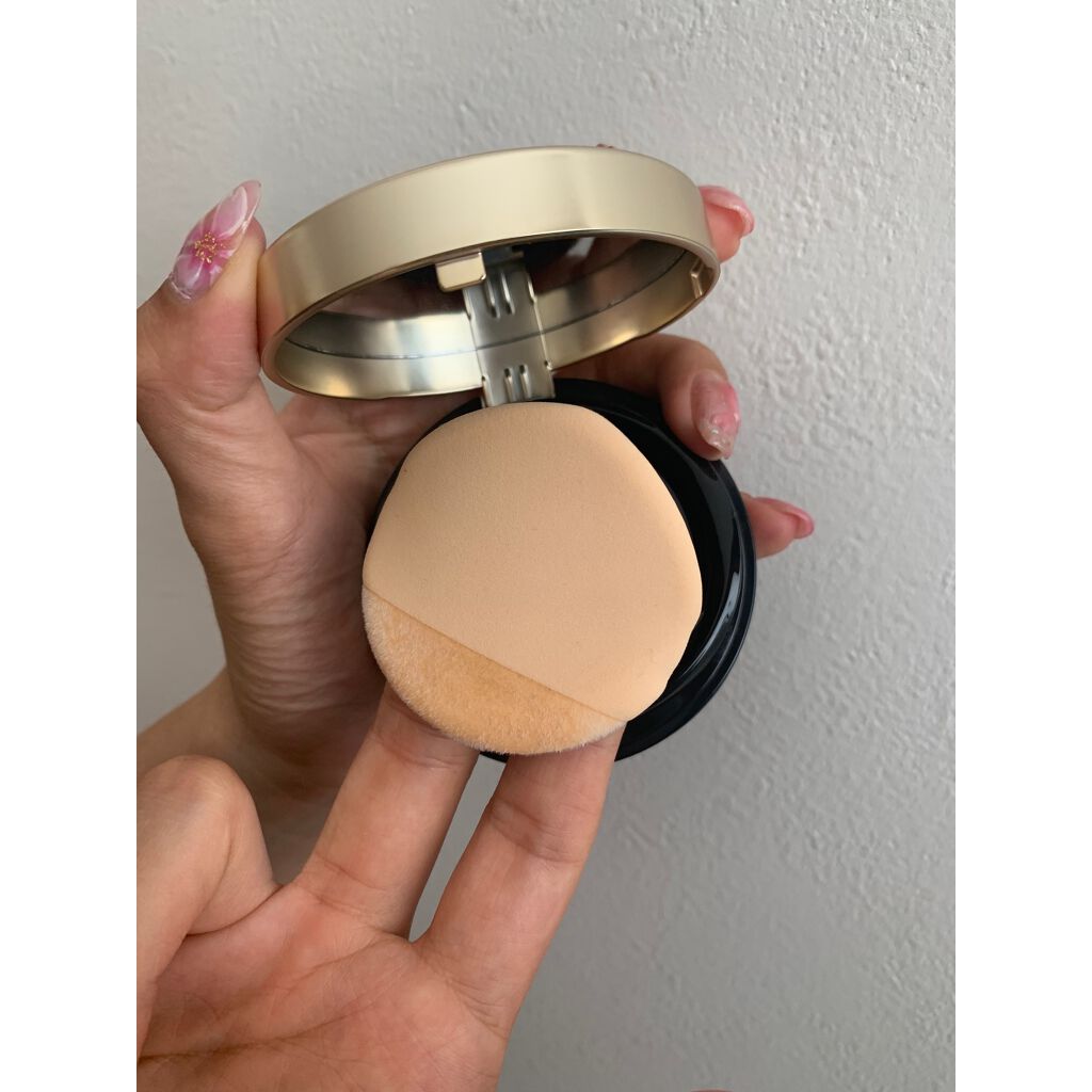 フローレス ルミエール ラディアンス パーフェクティング クッション/ローラ メルシエ/クッションファンデーションを使ったクチコミ（2枚目）