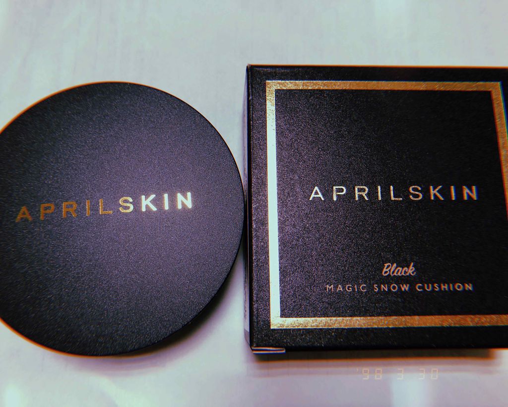 マジックスノークッション ブラック 2.0/APRILSKIN/クッションファンデーションを使ったクチコミ(1枚目)