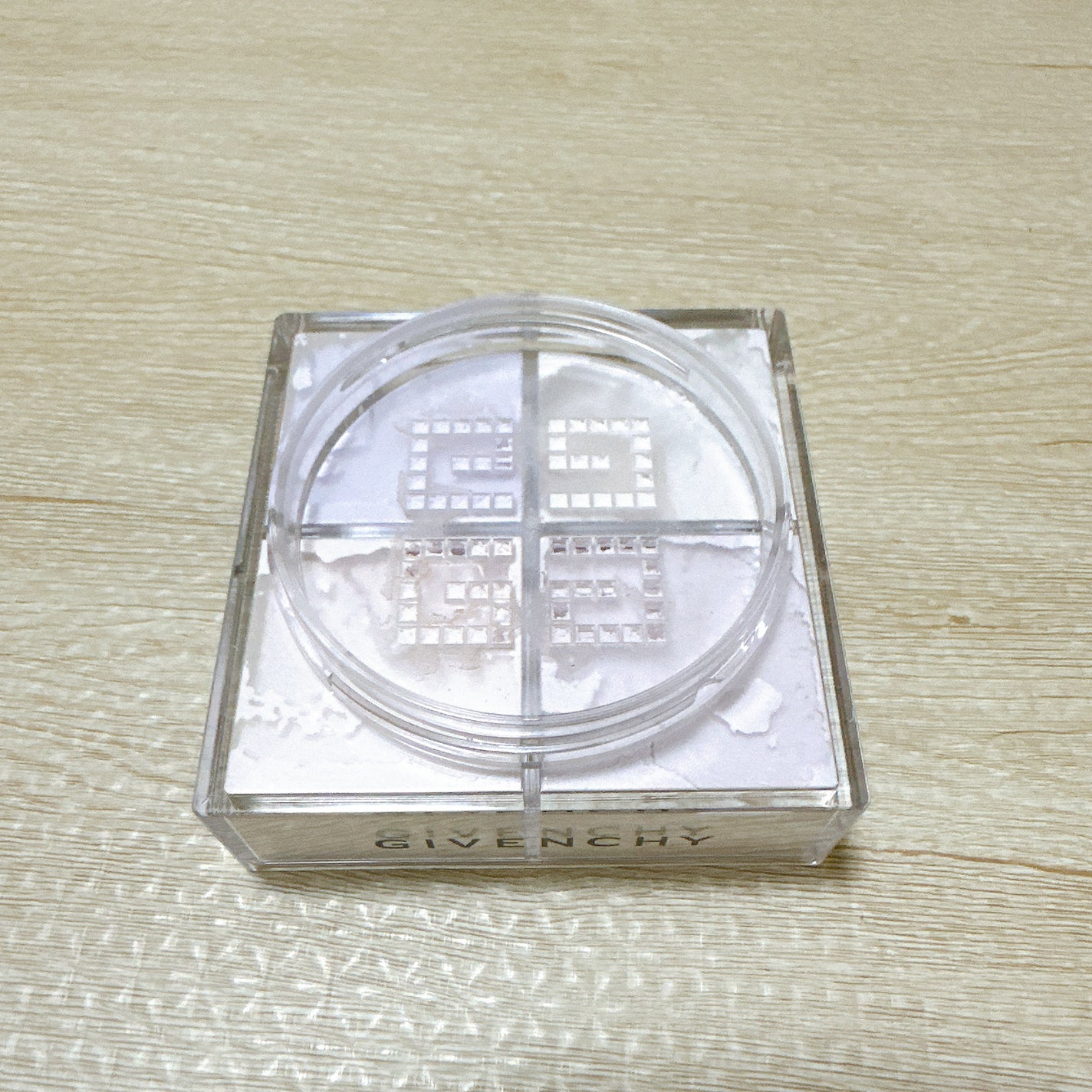 ããªãºã ã»ãªãŒãã«/GIVENCHY/ã«ãŒã¹ããŠããŒã䜿ã£ãã¯ãã³ãïŒ6æç®ïŒ