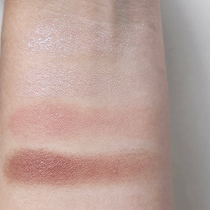 小針桃奈 on LIPS 「.ブルベ夏さんこれは持っててほしい!📢ブライトサマー/ブライ..」(5枚目)