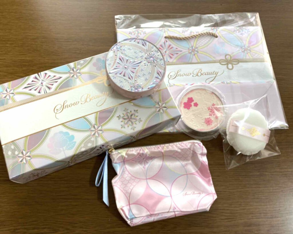 スノービューティー ホワイトニング フェイスパウダー 2020/スノービューティー/プレストパウダーを使ったクチコミ(2枚目)