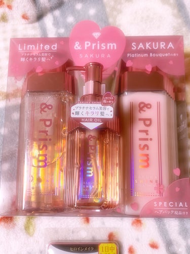 &Prism SAKURA SHINE ヘアオイルのクチコミ「&Prism桜🌸

パケかわいいし桜の香りなら欲しい！と思って
発売日に探し回りました
見つけ.....」（2枚目）