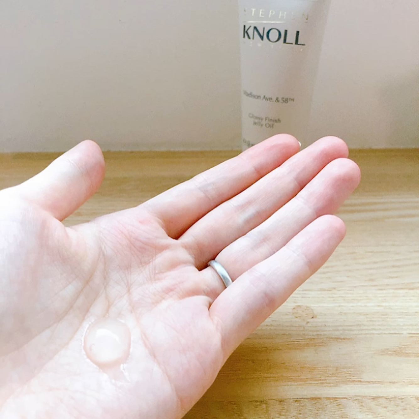 マディソン58 グロッシーフィニッシュ ジェリーオイル/スティーブンノル ニューヨーク/その他スタイリングを使ったクチコミ（2枚目）