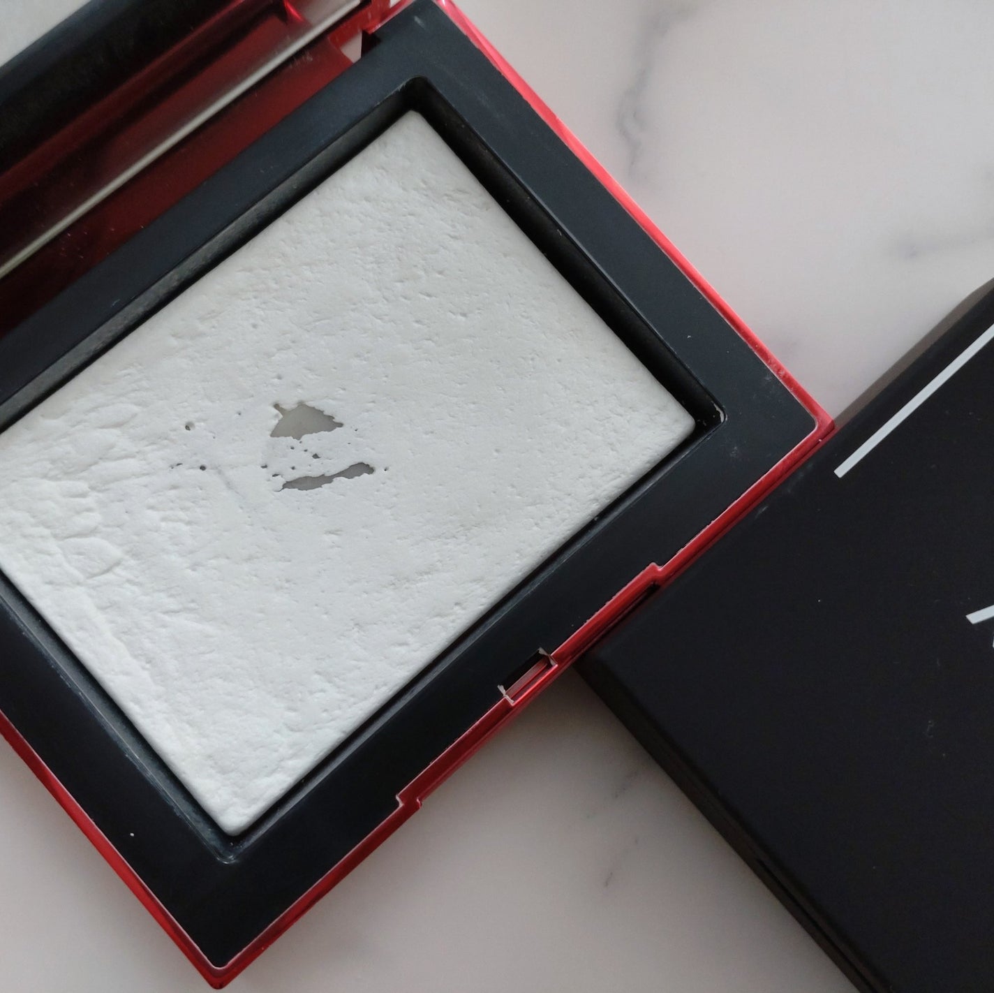 ライトリフレクティング プリズマティックパウダー/NARS/プレストパウダーを使ったクチコミ(4枚目)