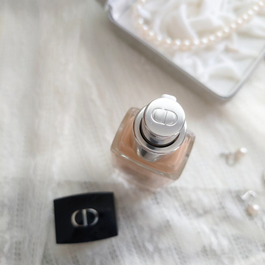 【旧】ディオールスキン フォーエヴァー フルイド グロウ/Dior/リキッドファンデーションを使ったクチコミ(5枚目)