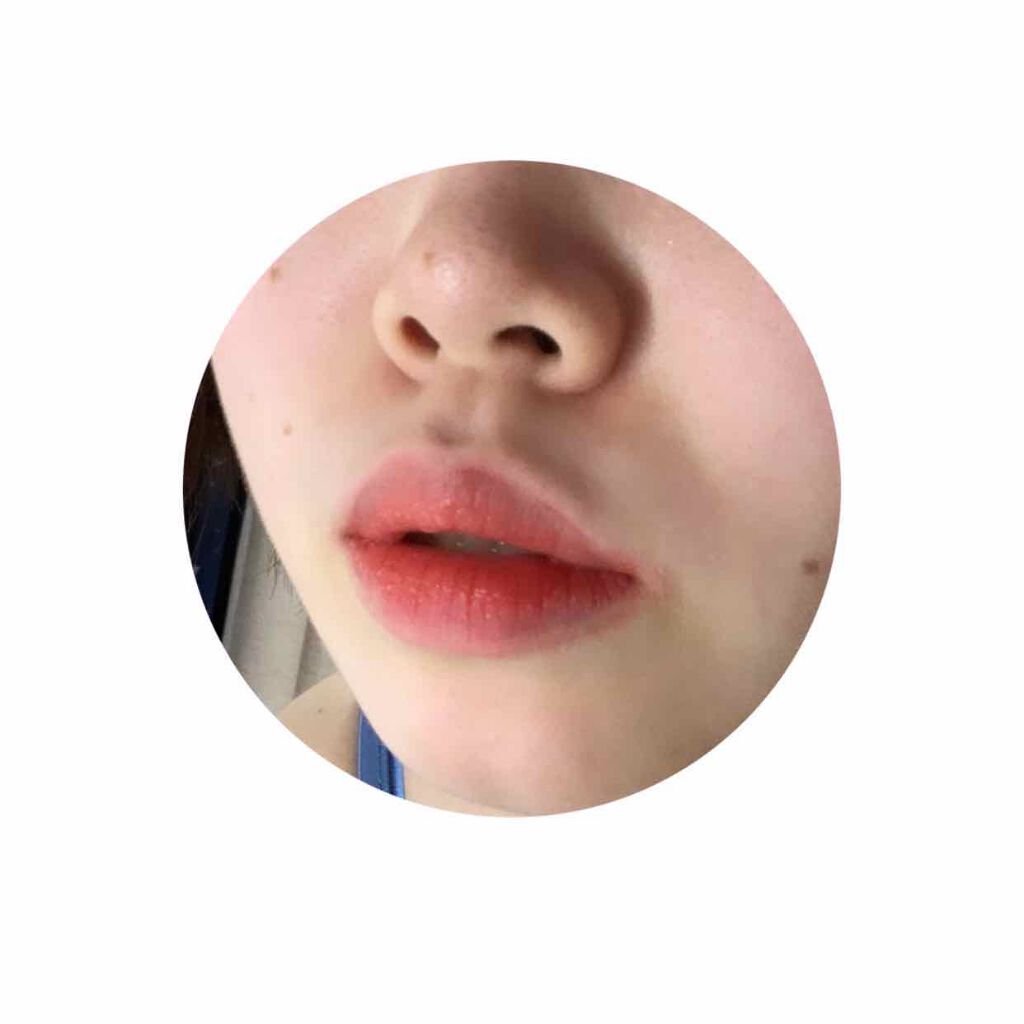 ジューシーラスティングティント/rom&nd/リップティントを使ったクチコミ（2枚目）