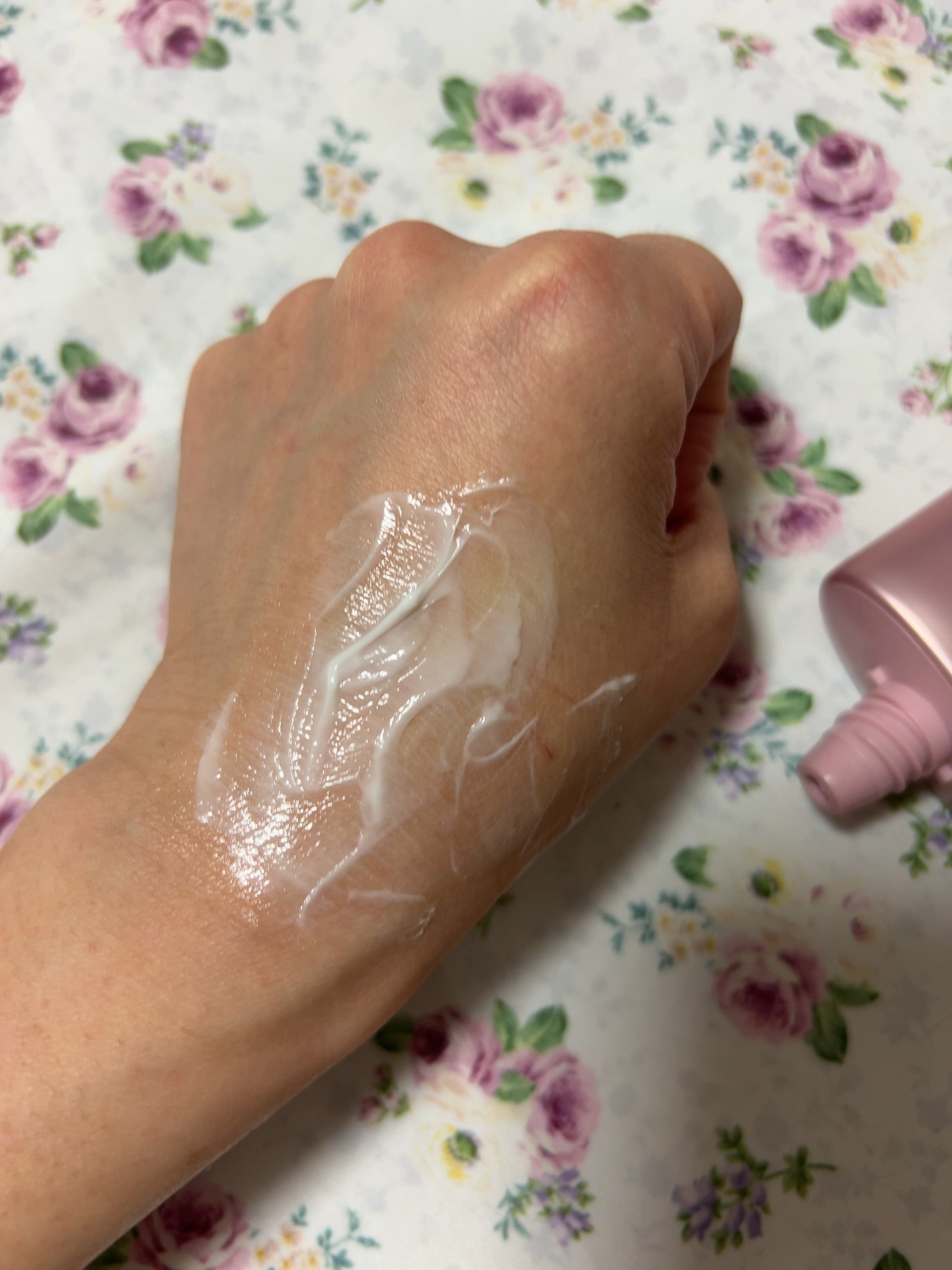 コエンリッチ ザ プレミアム 薬用リンクルホワイト ハンドクリーム/コエンリッチQ10/ハンドクリームを使ったクチコミ(4枚目)