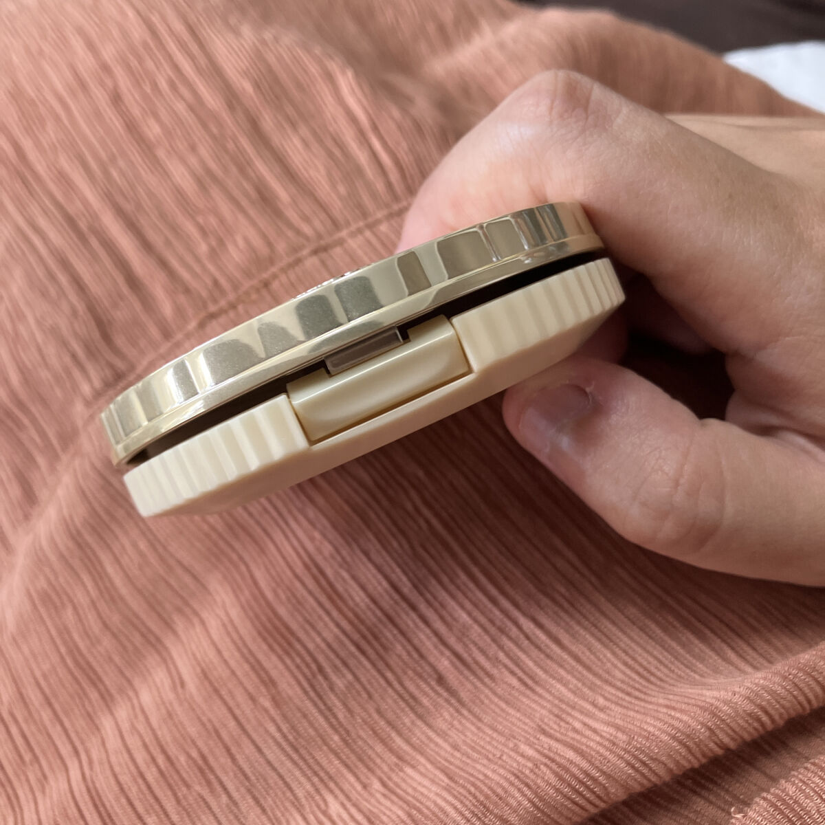 マシュマロフィニッシュパウダー　～Abloom～/キャンメイク/プレストパウダーを使ったクチコミ（2枚目）