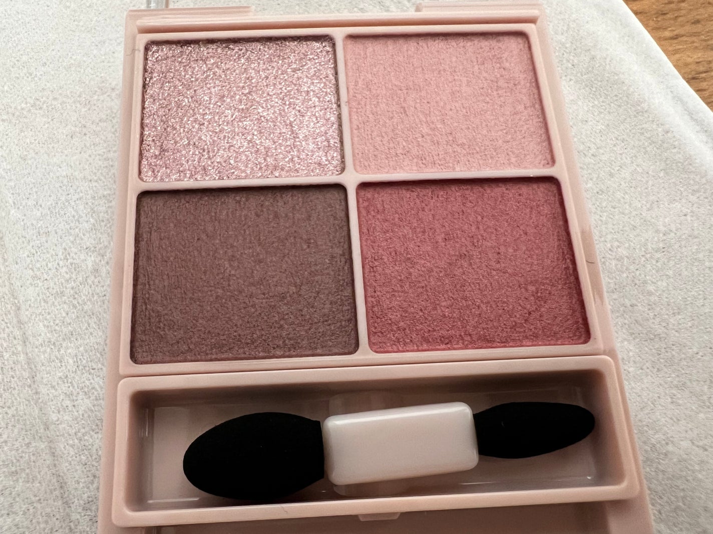 シルキースフレアイズ(マットタイプ)/キャンメイク/アイシャドウパレットを使ったクチコミ(1枚目)